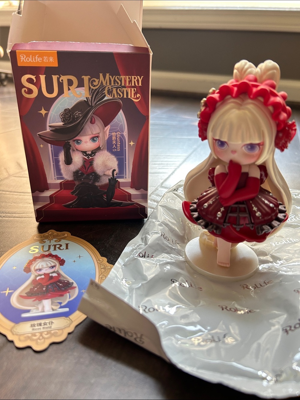 Suri Mystery Castle Blind Box Figure - Rose Maid
